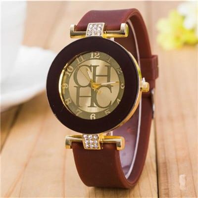 2020 Geneva new brand casual leather Quartz ladies watch. Crystal silicone watch. Relogio Feminino watch. best seller.